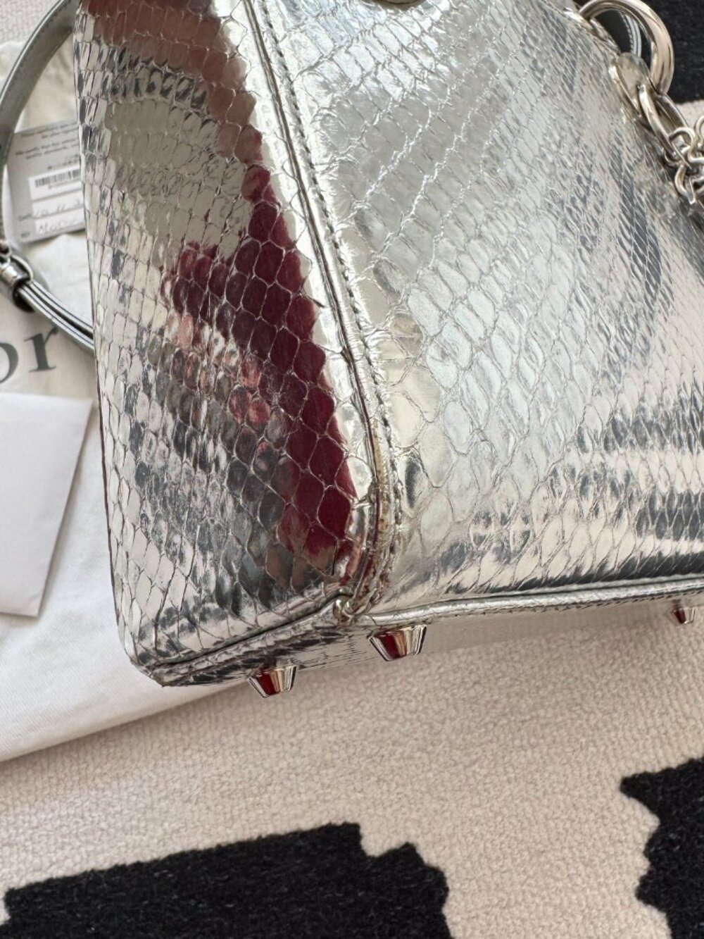 Dior Women Pre-Loved Bag Very Good Condition - Picture 5 of 7